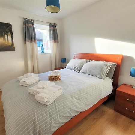 Modern One Bedroom Apt - City Centre & Freeparking Glasgow Dış mekan fotoğraf